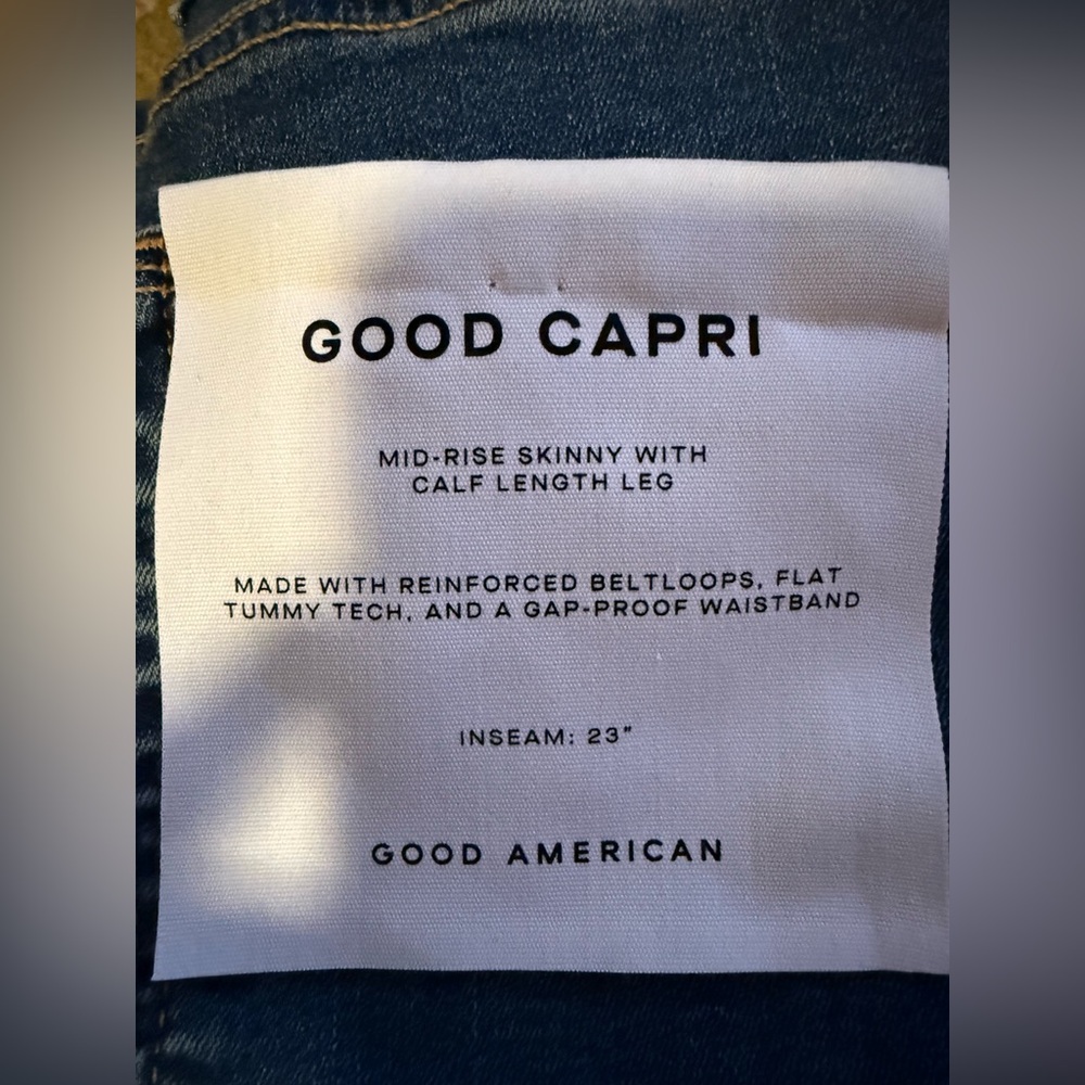 Good American Good Capri Mid-Rise Skinny w/ Calf Length Leg Jeans Size 6 NWT - Picture 6 of 7